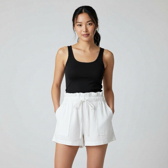 Le Lis Pants - LE LIS | White Paper Bag Drawstring Shorts Sz M